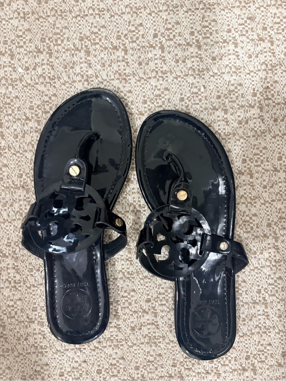 Tory Burch Black Patent Logo-Disc Thong Sandals